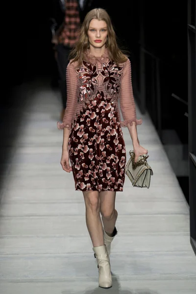 Look 39